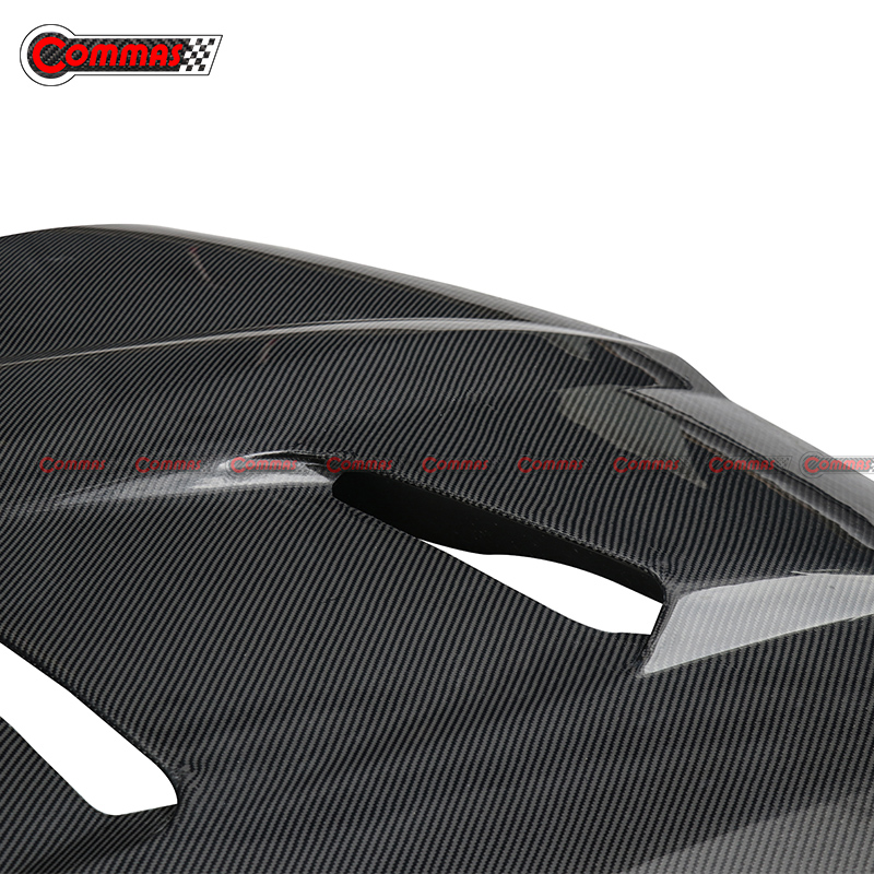 Mansory Carbon Fiber Engine Cover Hood Bonnet for Lamborghini Urus